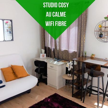 Le Zen -Studio Tout Equipe- Wifi Fibre- Centre Ville Avec Parking Tarbes Esterno foto